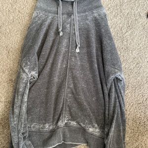 Oversized long sleeve